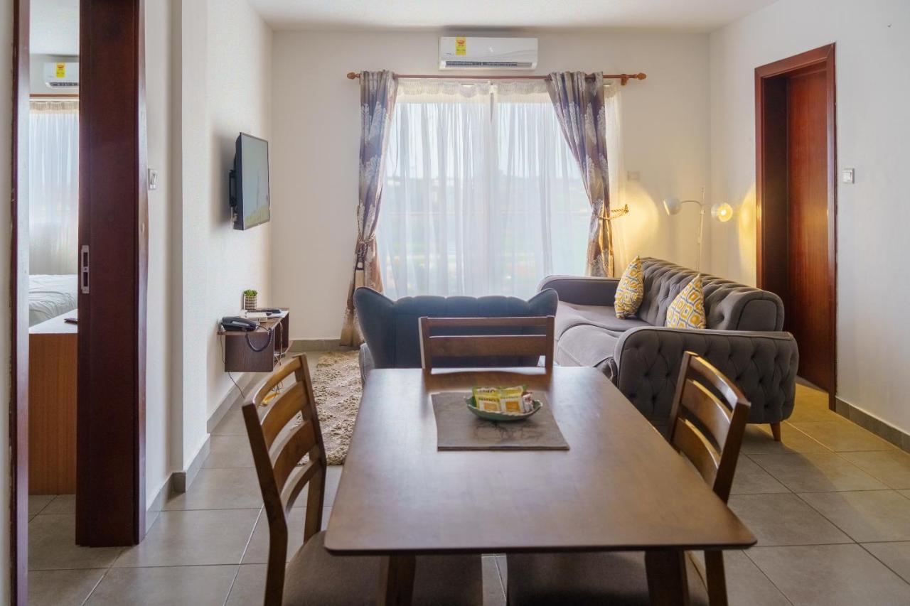 Oasis Park Residence 东勒贡 外观 照片