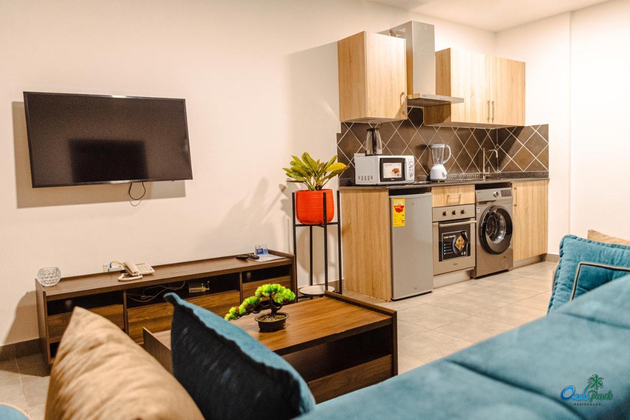 Oasis Park Residence 东勒贡 外观 照片